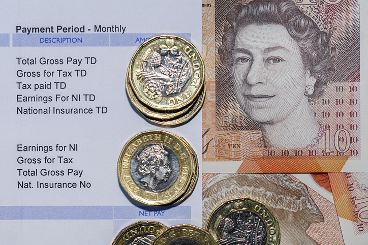 Entitlement to Pay During the Notice Period When an Employee is Not Actively at Work