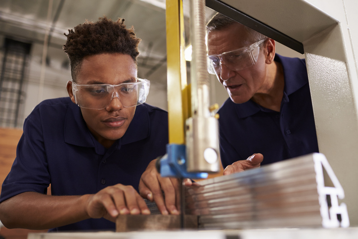 The Immigration Skills Charge – the answer to the UK’s skills shortages?